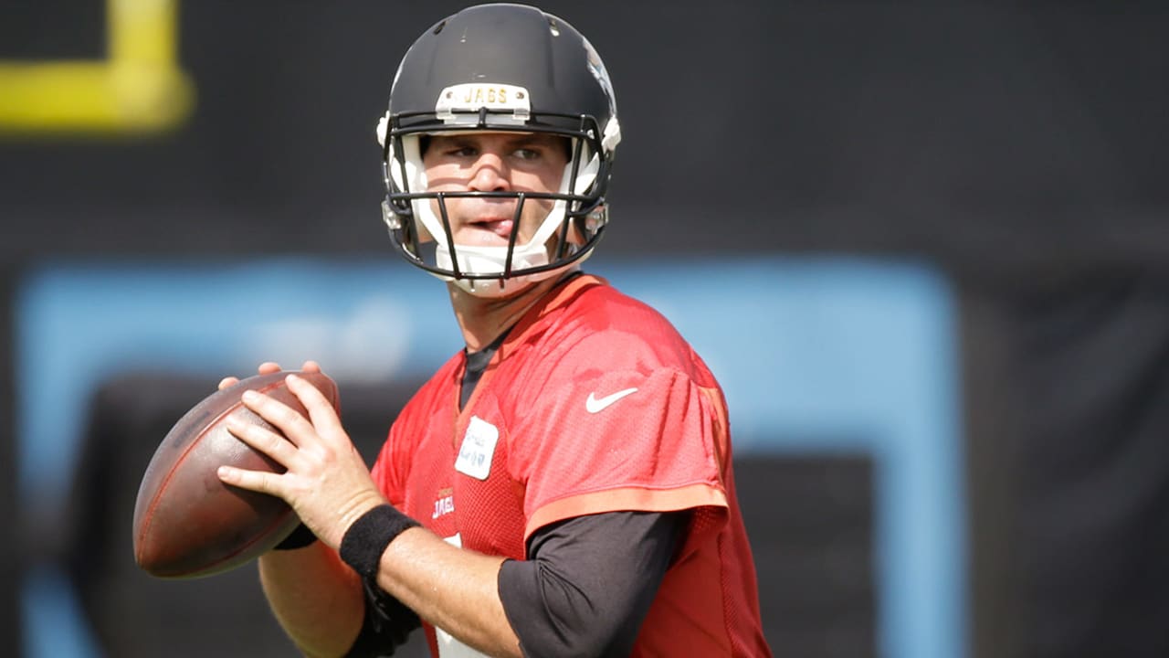 Blake Bortles of the Los Angeles Rams rolls out while looking to