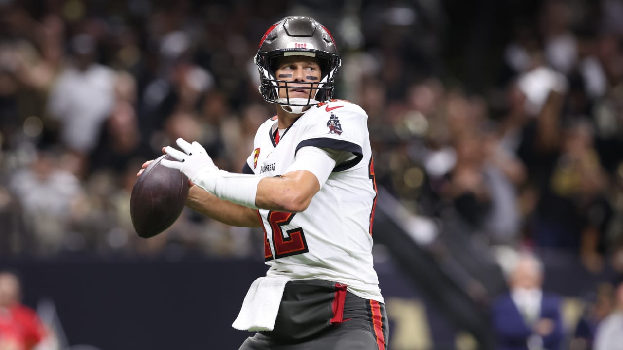 Benches clearing Saints-Bucs brawl involving Tom Brady leads to ejections  for Mike Evans, Marshon Lattimore