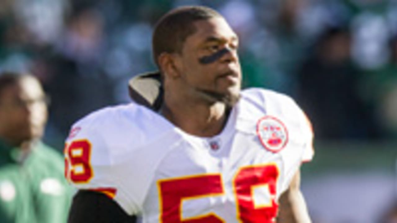 Chiefs linebacker Jovan Belcher dies in apparent murder-suicide