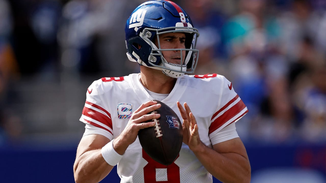 Opening NFL odds Week 17 - Giants favored by 5.5 vs. imploding