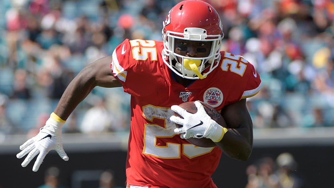 Chiefs RB LeSean McCoy officially active vs. Ravens