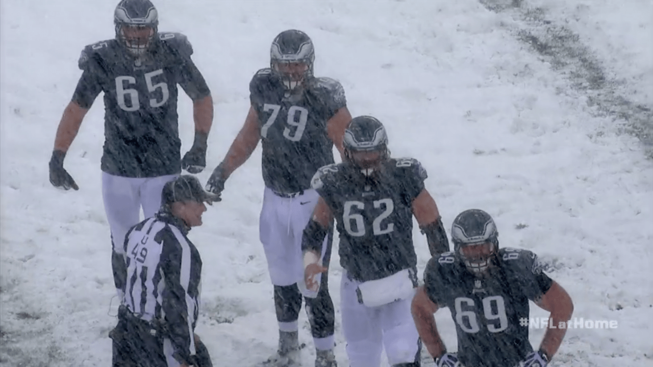 It's snow joke in the NFL: Incredible images from Philadelphia Eagles v  Detroit Lions, London Evening Standard