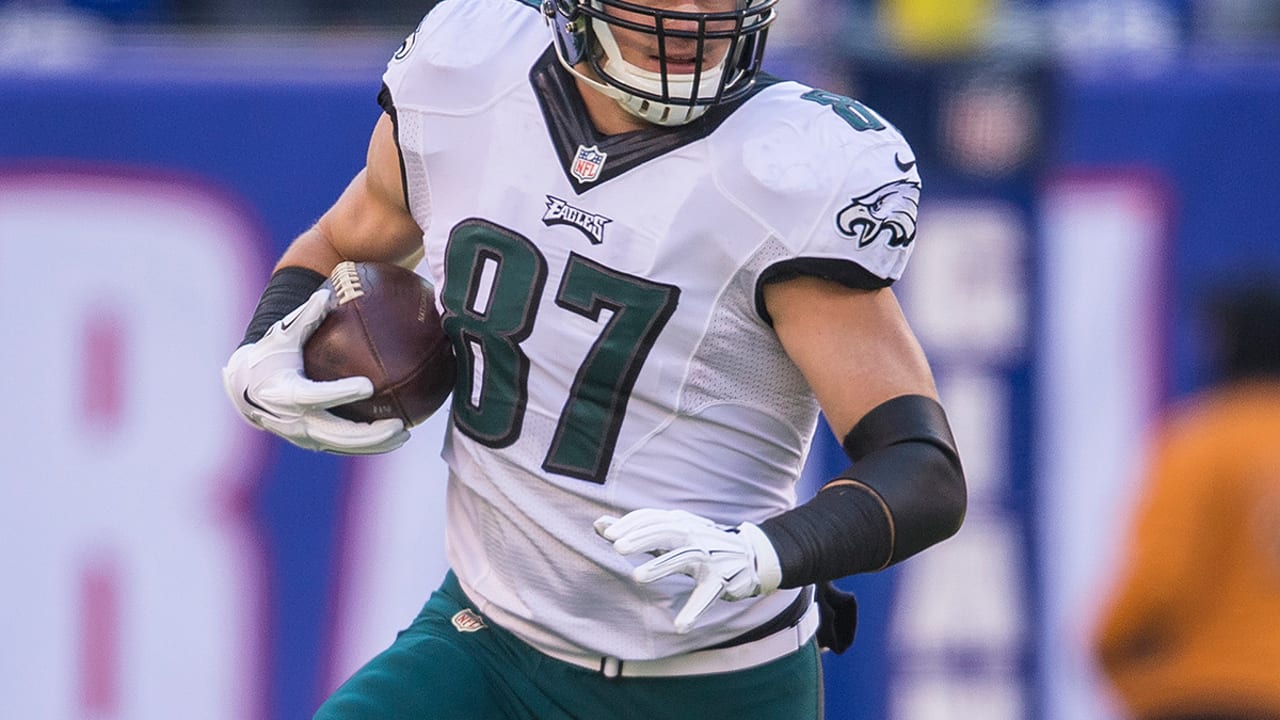 brent-celek-160126-sl