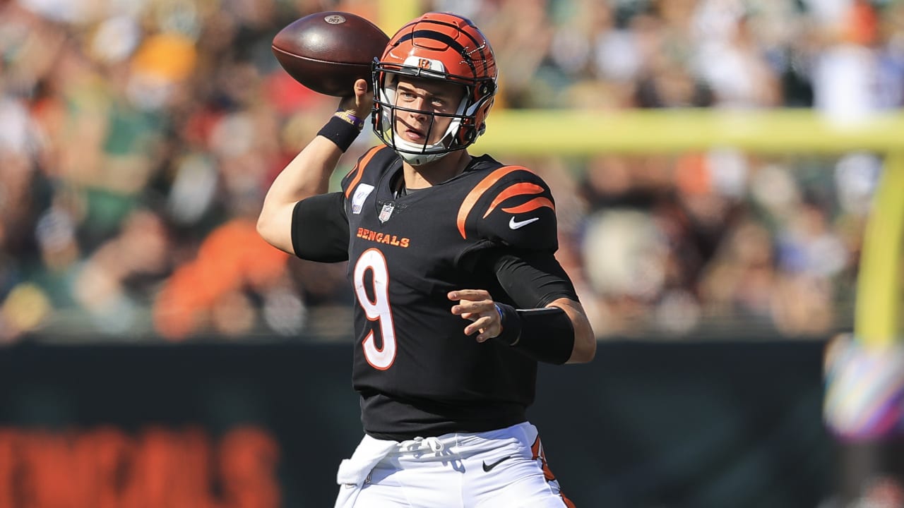 Bengals QB Burrow taken to hospital following loss to Packers