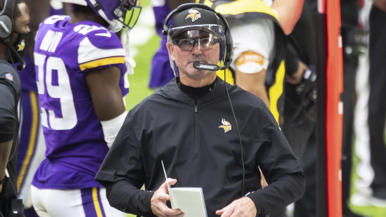 Vikings head athletic trainer tests positive for COVID-19; he's had no  recent contact with players, per team 