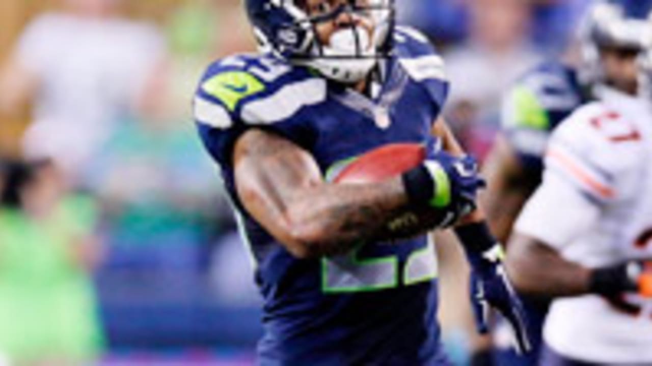 Seahawks safety Earl Thomas muffs second punt return of career 