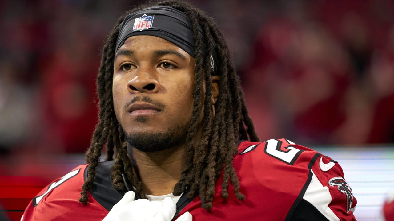 Devonta Freeman's Agent Severs Ties With Free-agent Rb