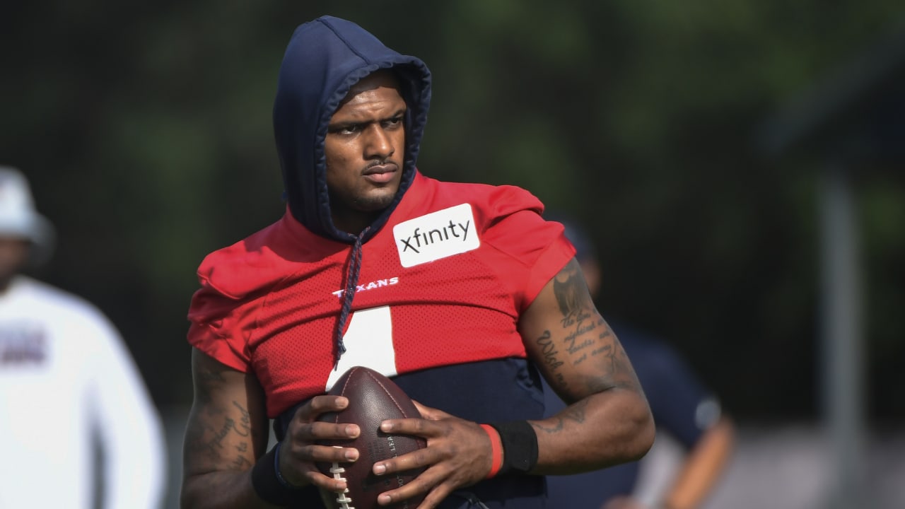 Houston Texans listening to offers for quarterback Deshaun Watson