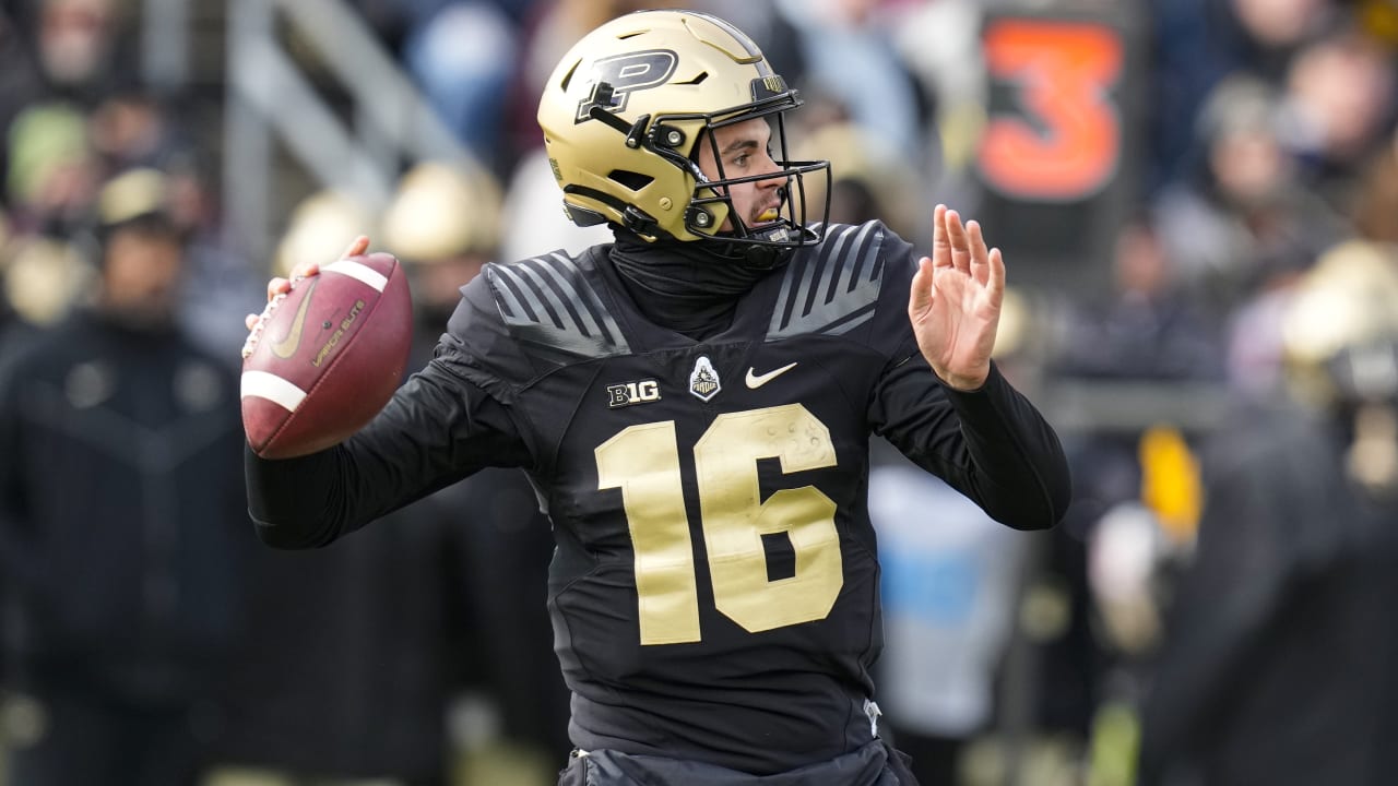 Raiders select quarterback Aidan O'Connell with No. 135 pick in 2023 draft