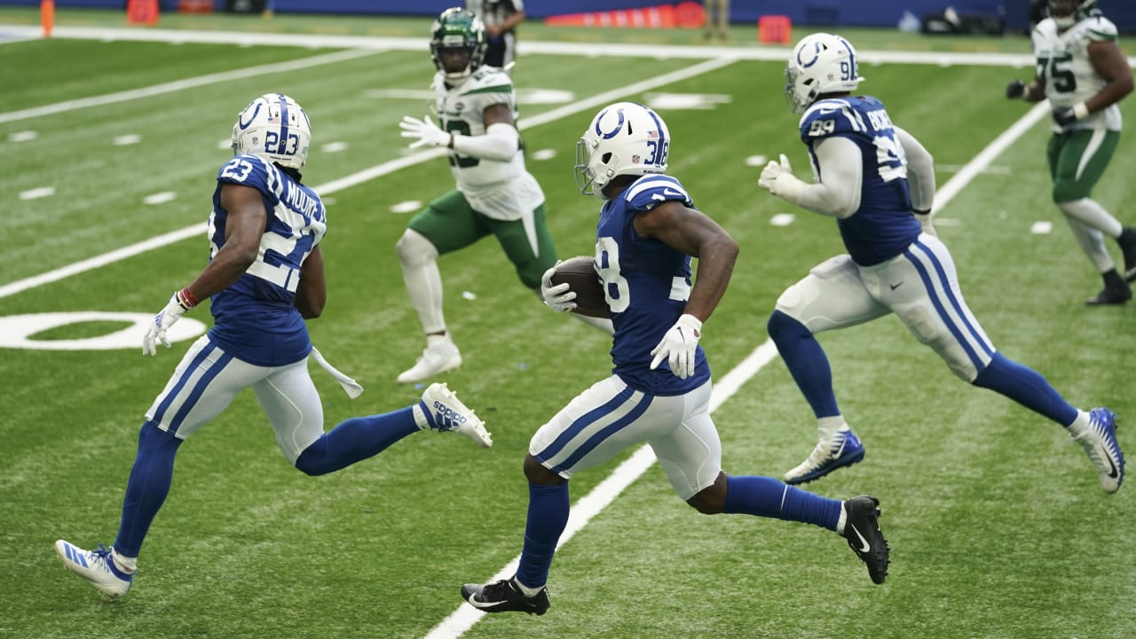 Can't-Miss Play: Indianapolis Colts Pressure New York Jets Quarterback ...