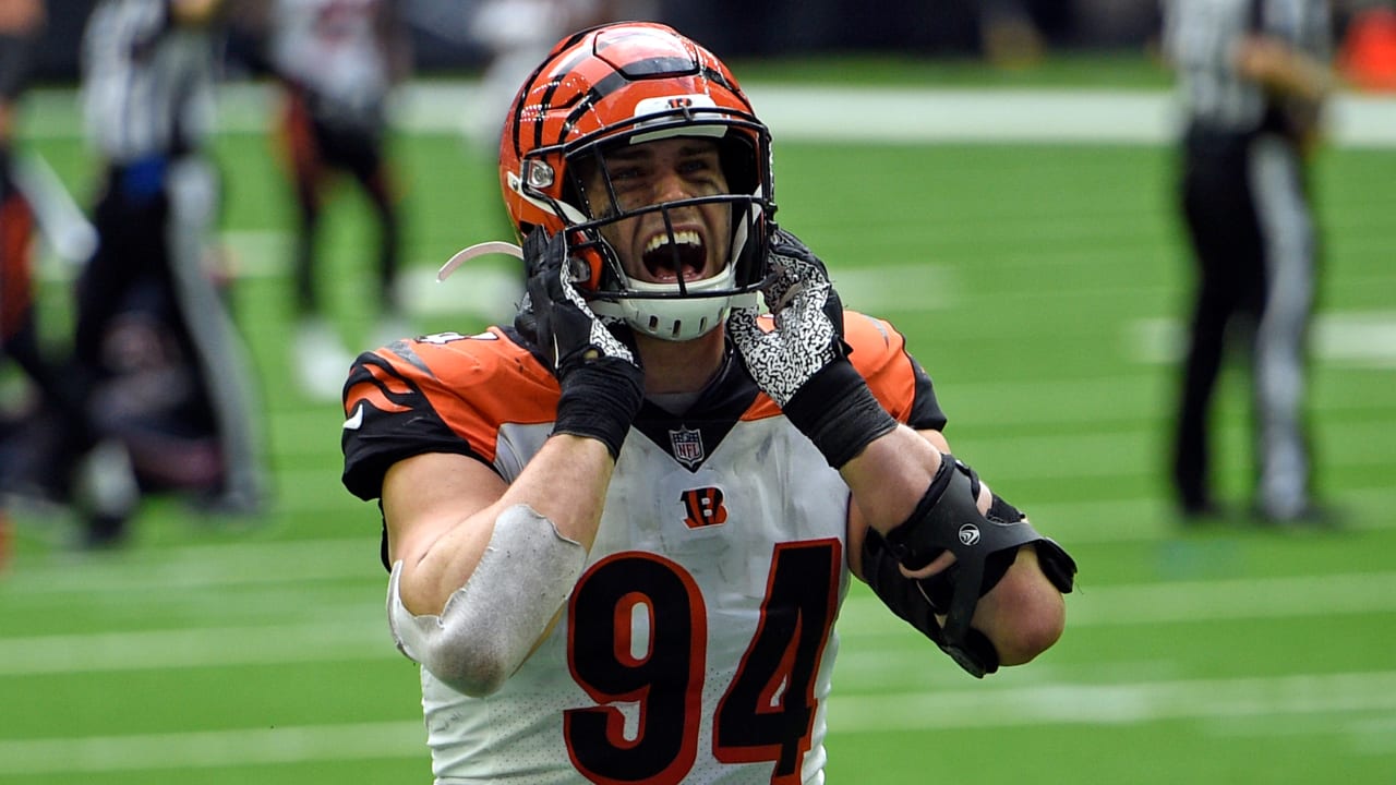 Sam Hubbard, Bengals agree to 4-year, $40 million extension