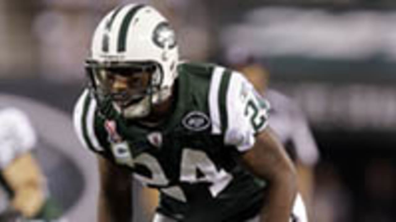 darrelle-revis-040813-spot.jpg
