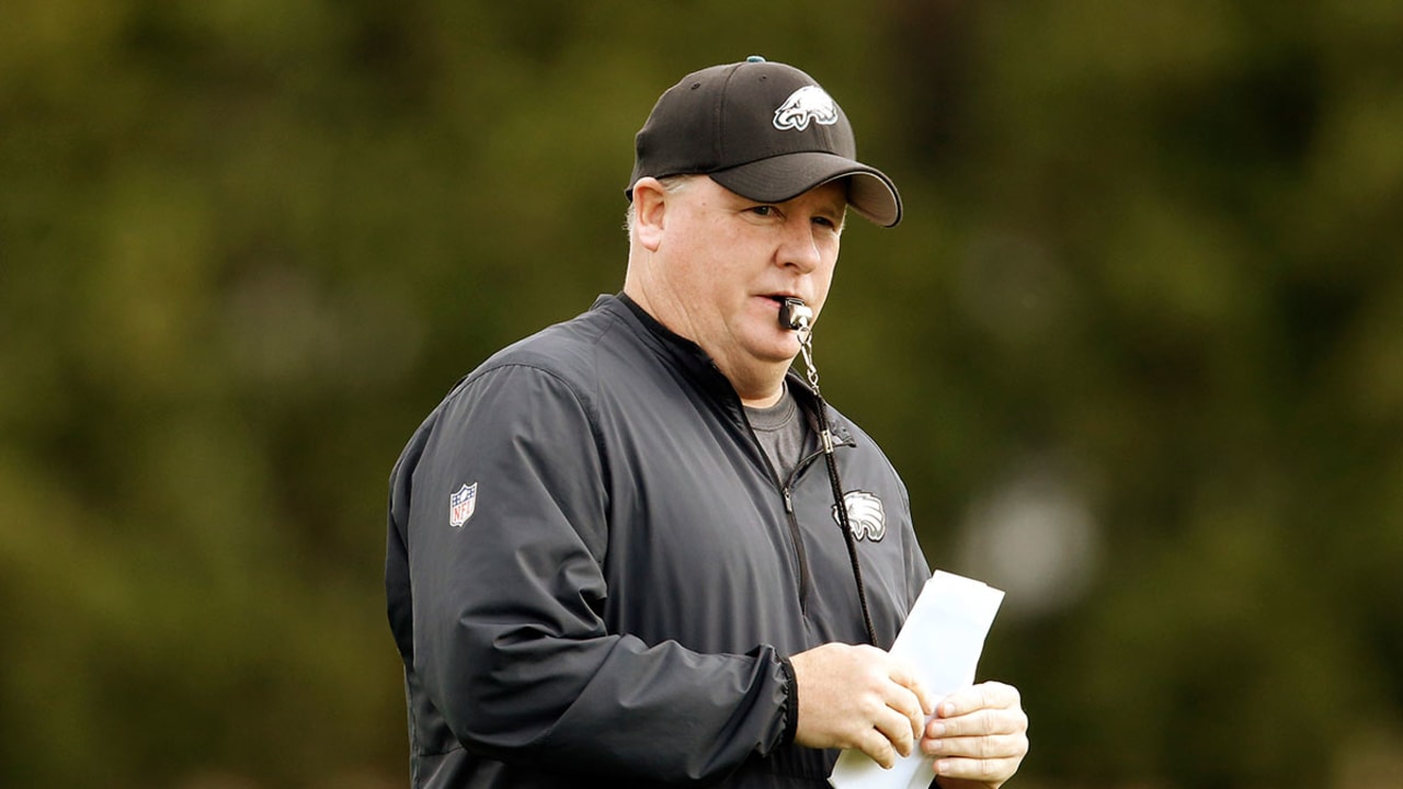 Looking to Win Now, the 49ers Hire Chip Kelly - The New York Times