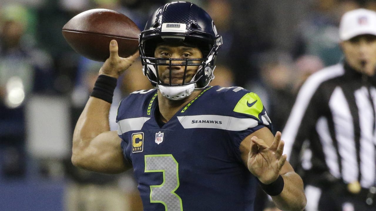 russell-wilson-120617