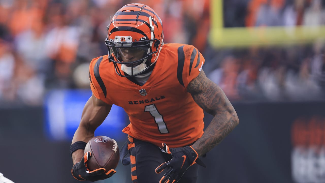 Bengals WR Ja'Marr Chase 'overwhelmed' after breaking Justin Jefferson's  rookie receiving record