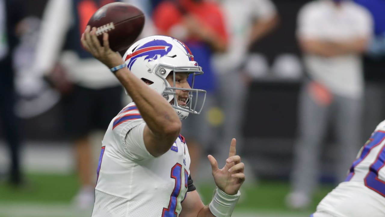 Raiders-Bills takeaways: Josh Allen shreds Las Vegas defense