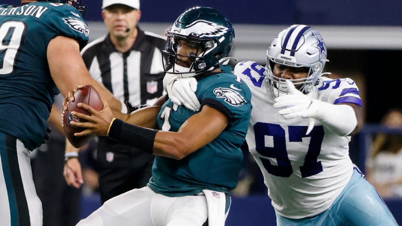 Budding Cowboys star named team's most improved player by PFF