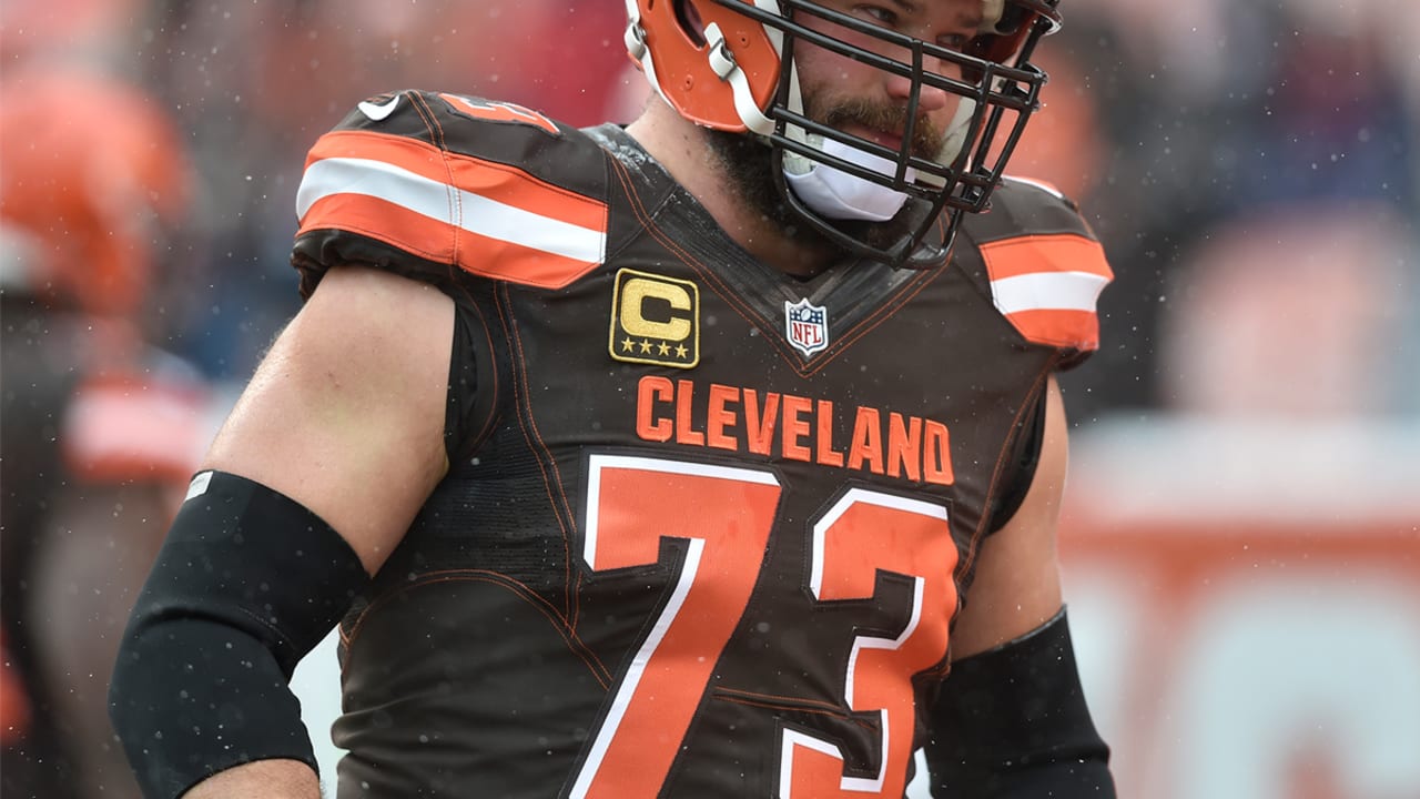Joe-Thomas--161224-sl.jpg