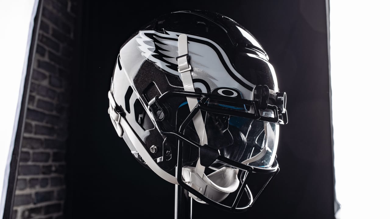 Photos: Saints unveil new black helmet for 2022 NFL season