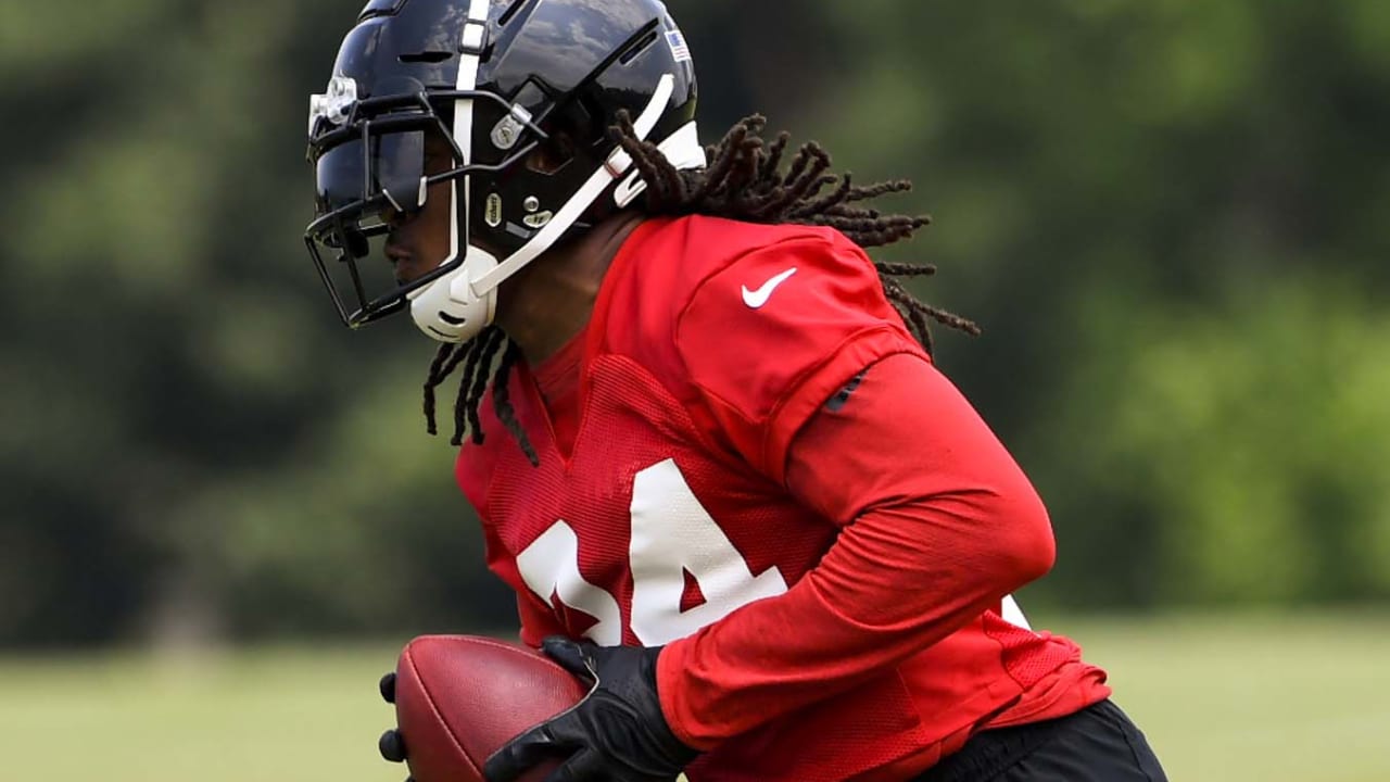 Devonta Freeman Injury: Updates on Falcons RB's Concussion and