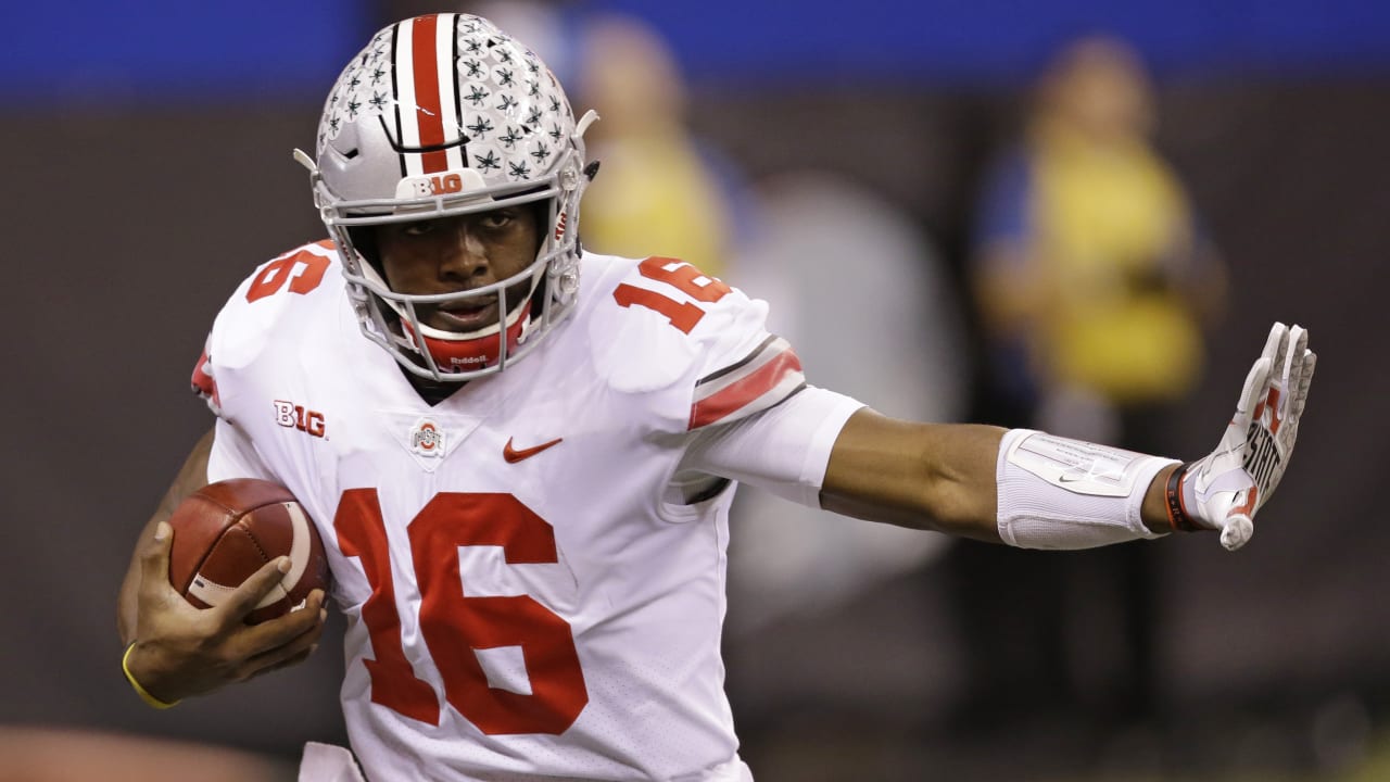 Former Ohio State player signs with Dallas Cowboys