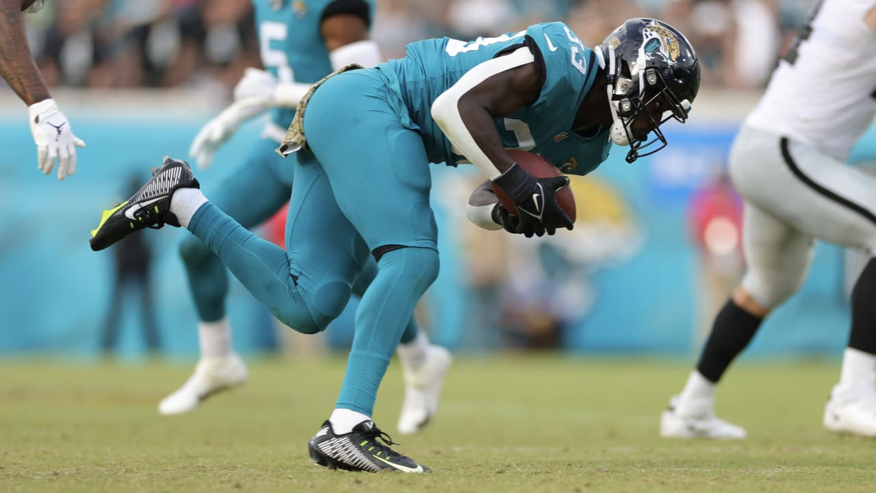 Week 9: Former Ute Devin Lloyd seals Jaguars' victory over Raiders