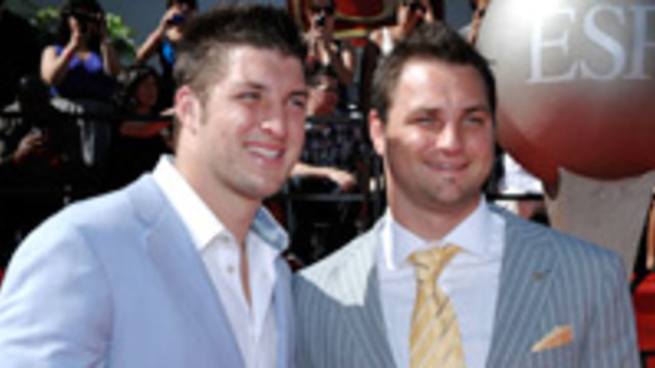 tim-peter-tebow-130114-spot.jpg