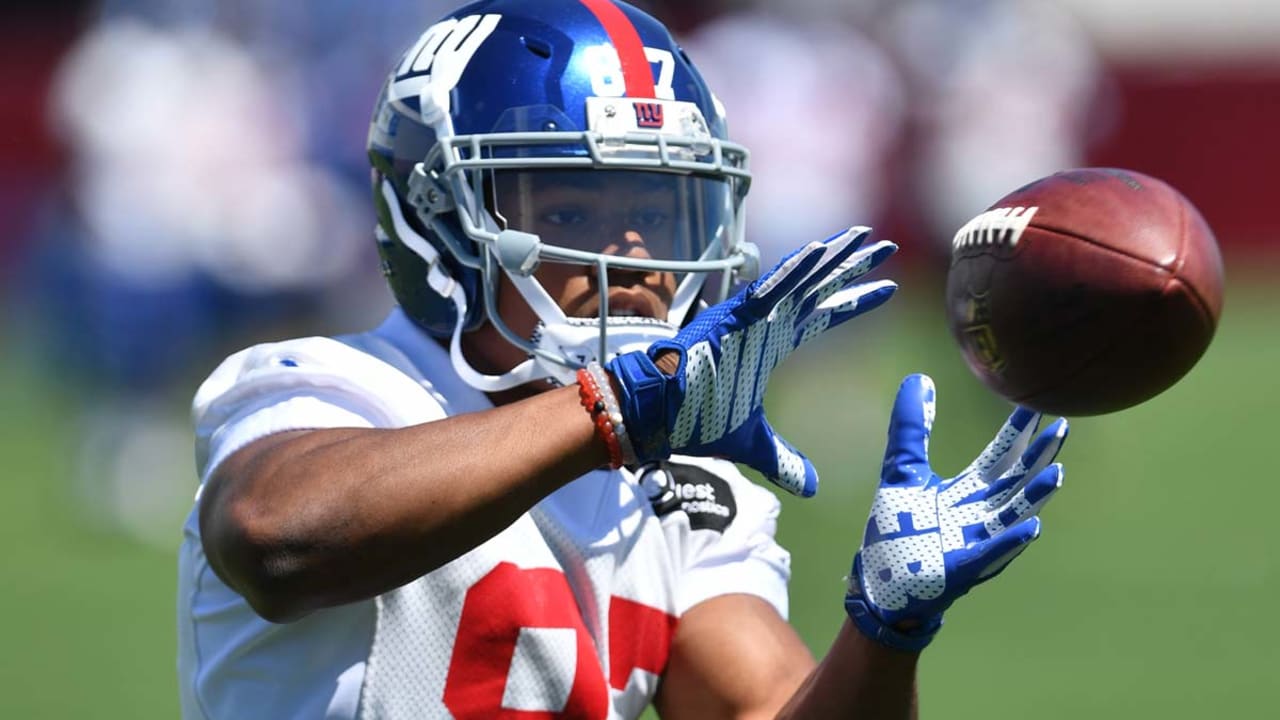 See it: Sterling Shepard shakes Giants rookie out of his shoes