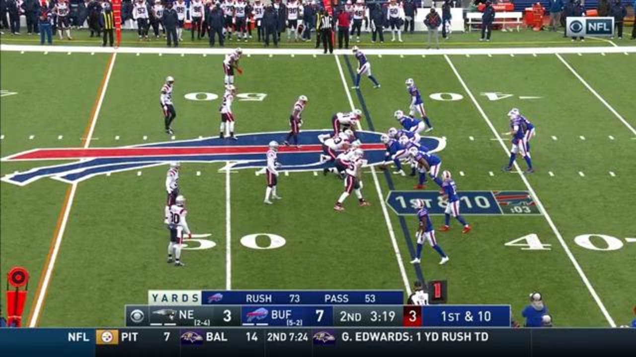 Buffalo Bills quarterback Josh Allen hits ontherun throw to wide