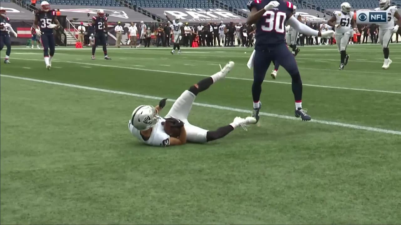 Las Vegas Raiders wide receiver Hunter Renfrow hits the spin button on