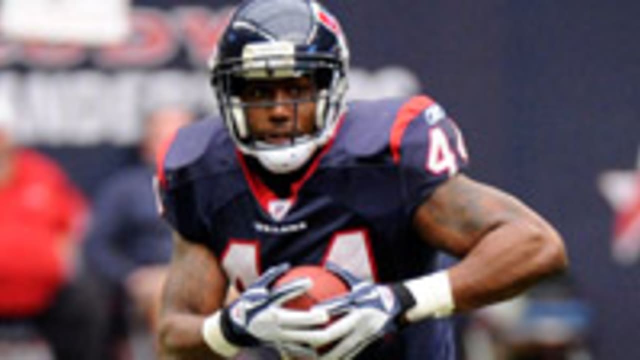 ben-tate-120801-spot.jpg