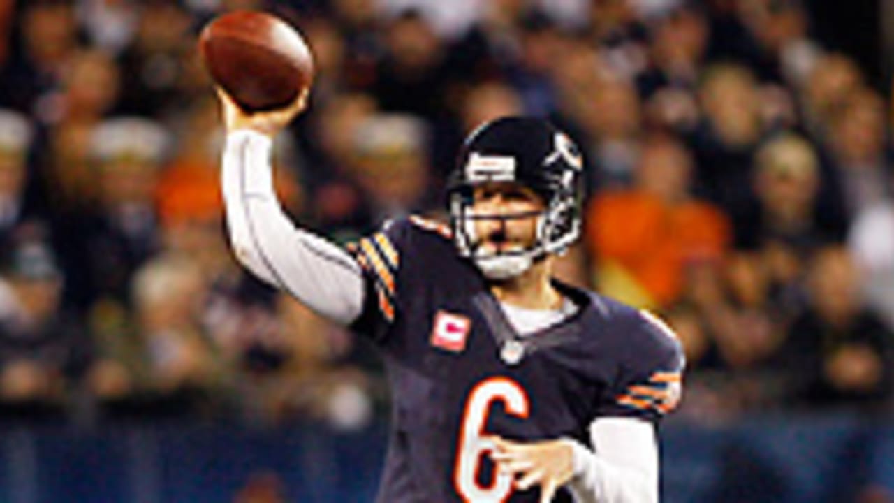 jay-cutler-121022-spot3.jpg