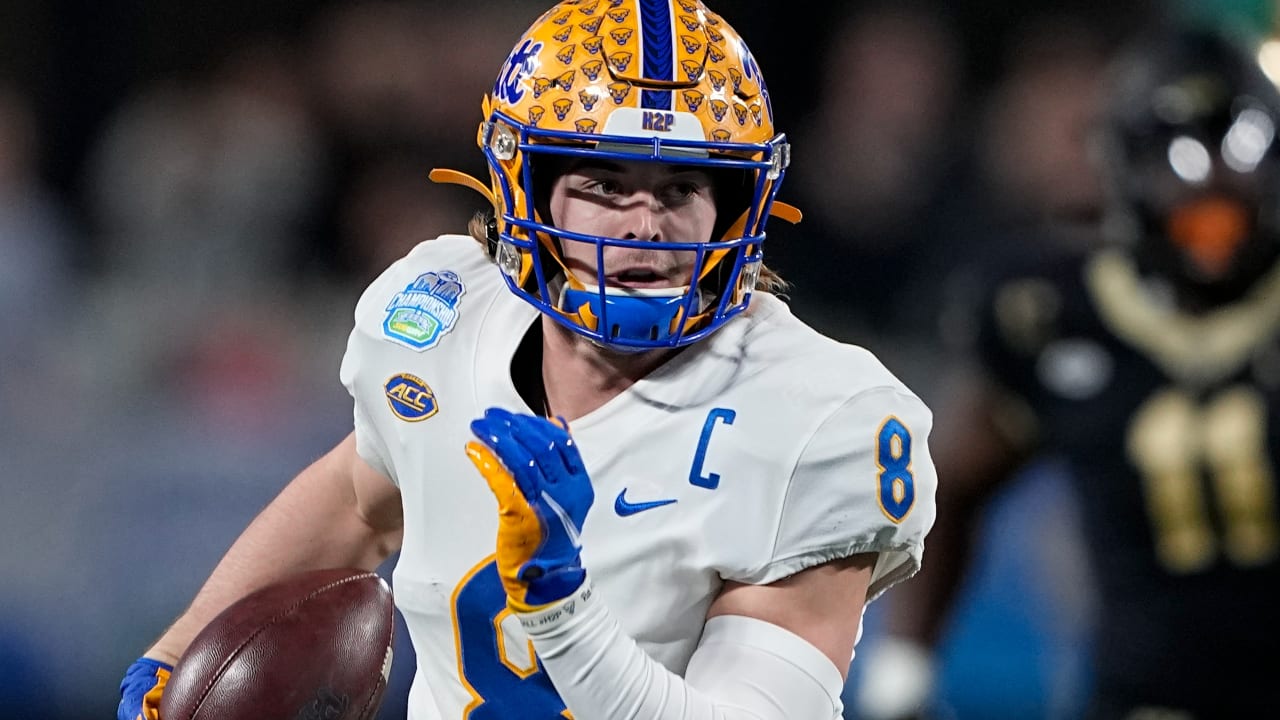 Kenny Pickett's hand size: Why Pitt QB's measurements at combine shouldn't  impact NFL Draft stock