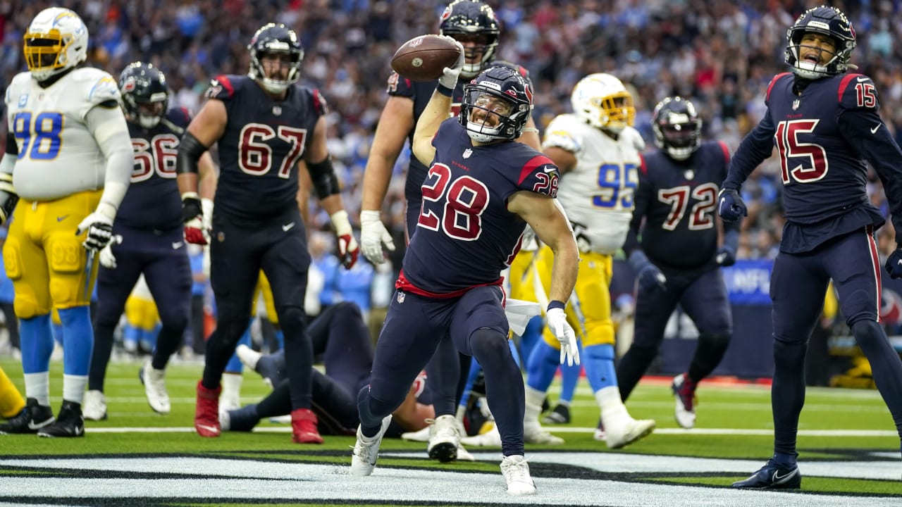 Houston Texans - Well done, 2️⃣8️⃣. Rex Burkhead is your FedEx Ground  Player of the Week!