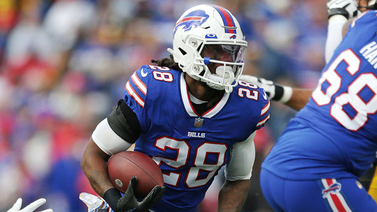 Buffalo Bills running back James Cook (28) lines up during an NFL