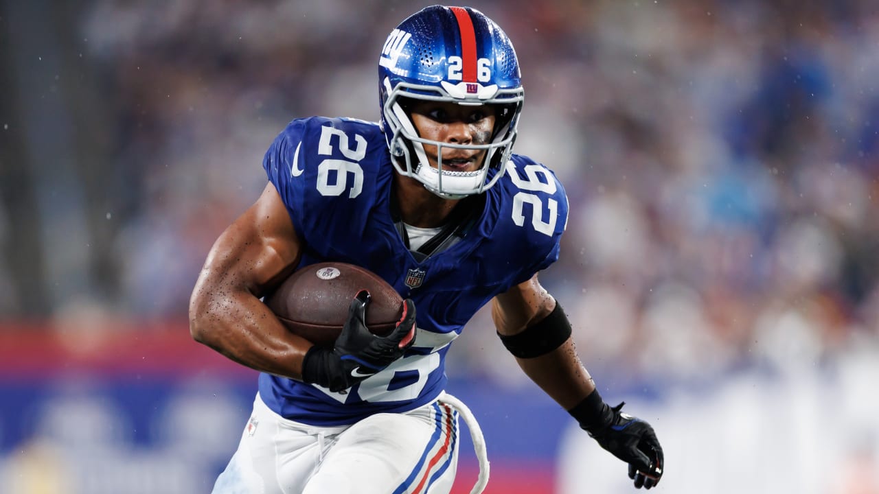 Frustrated Giants RB Saquon Barkley doesn't rule out sitting out for 2023  season