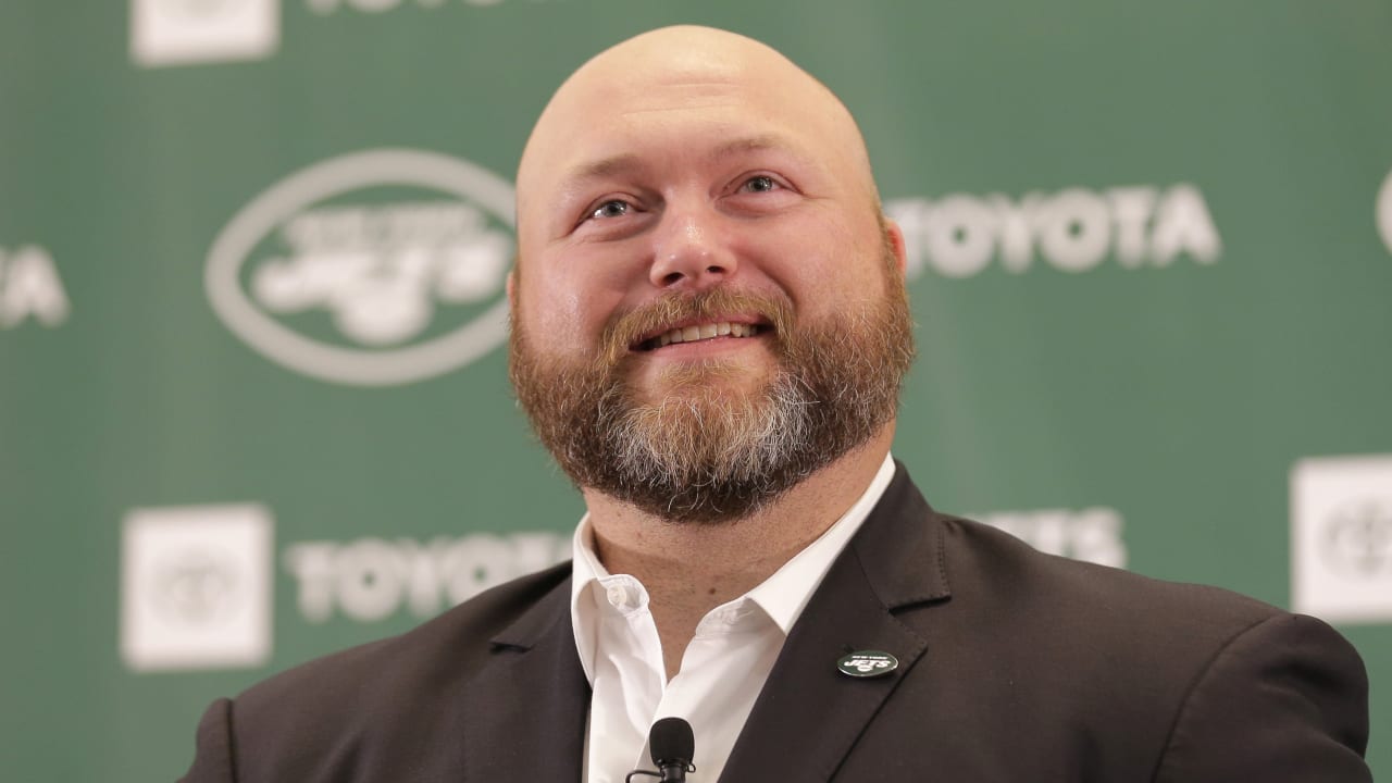 Sam Darnold: New York Jets GM Joe Douglas to listen to calls on quarterback, NFL News