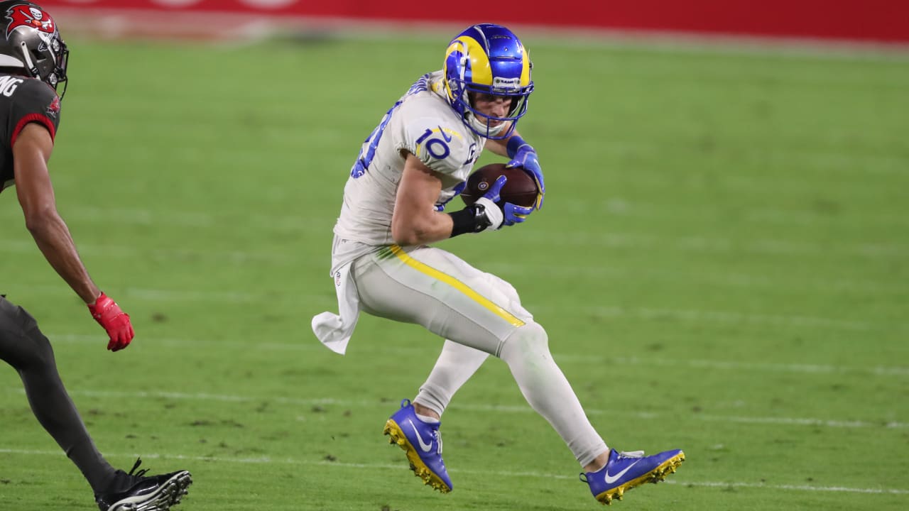 Los Angeles Rams wide receiver Cooper Kupp puts DB in spin cycle on 24