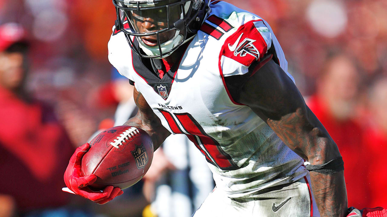 Pro Football Hall of Fame - Now on display in Canton: The jersey Atlanta  Falcons WR Julio Jones wore when he became the fastest player in NFL  history to reach 11,000 career