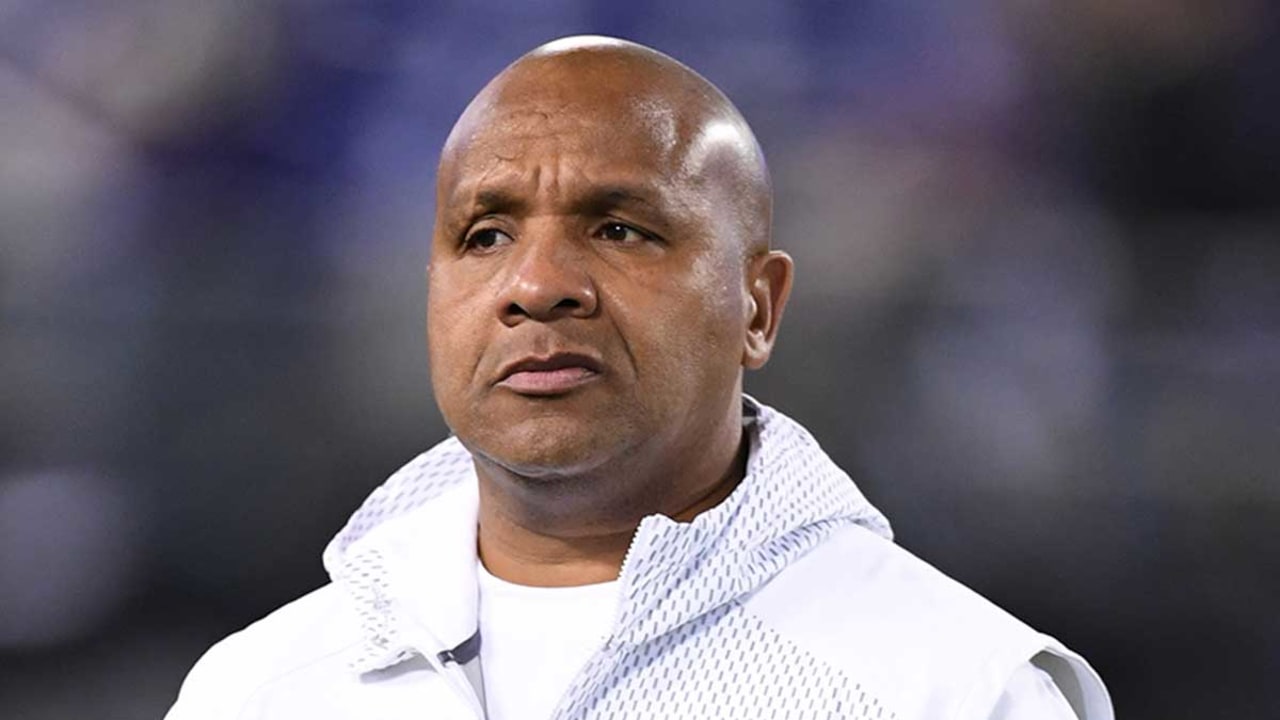 Hue-Jackson--161115-sl.jpg