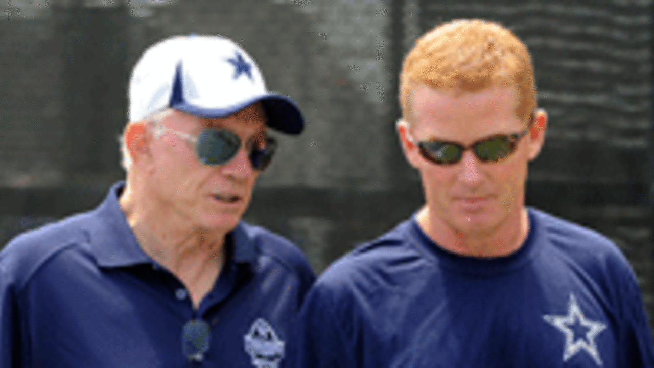 jerry-jones-jason-garrett-spot_132412.jpg