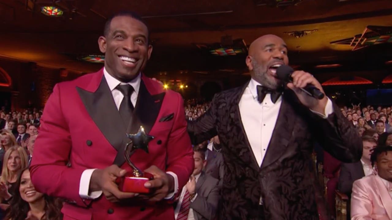 NFL Honors host Steve Harvey gives his own award to NFL Network's Deion