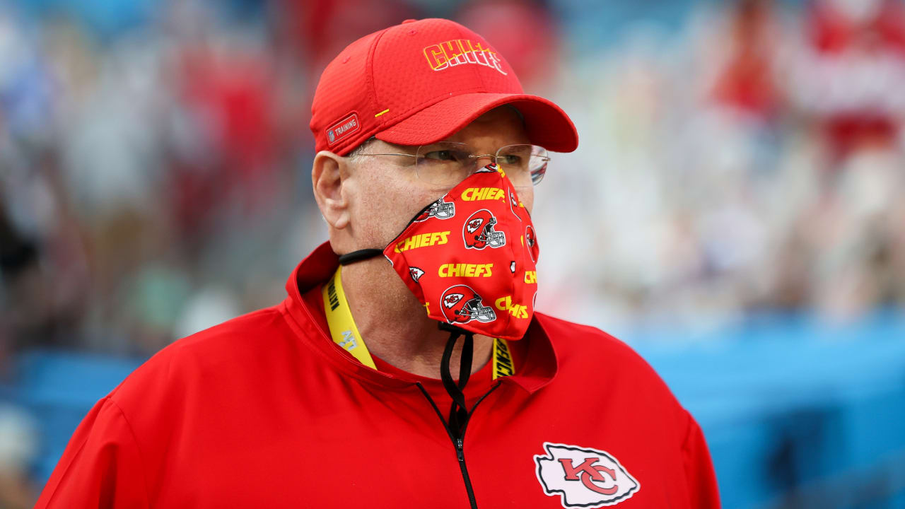 Chiefs' Andy Reid dealing with illness after loss to Chargers