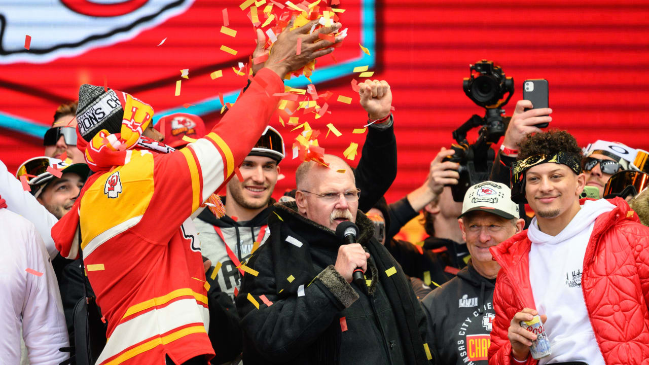 Andy Reid tells parade-goers Chiefs will win again next year