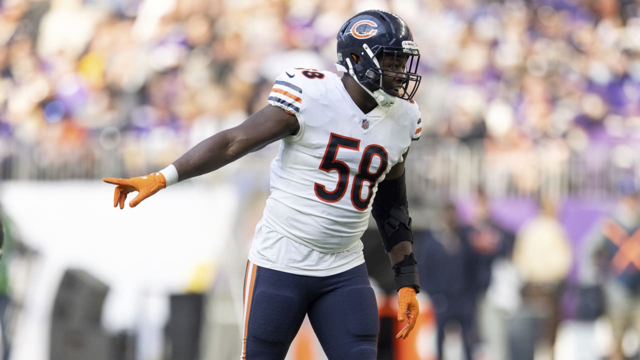 Chicago Bears must find a way to re-sign Roquan Smith