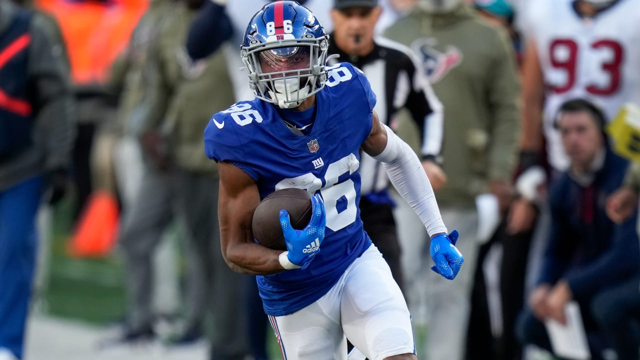 New York Giants WR Darius Slayton returning vs. Carolina Panthers