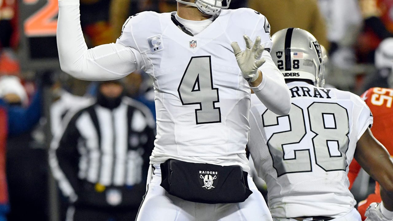 carr-161208-sl.jpg