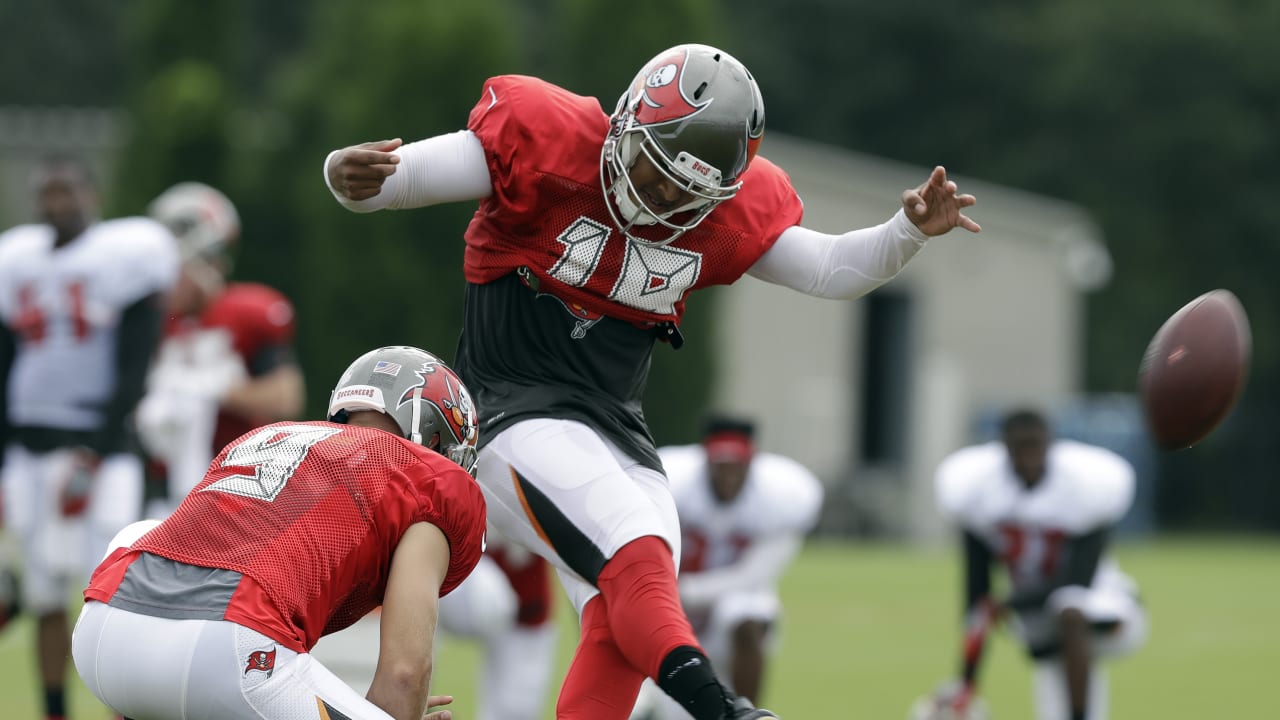 Bucs rookie Roberto Aguayo explains why he missed a PAT for the first time