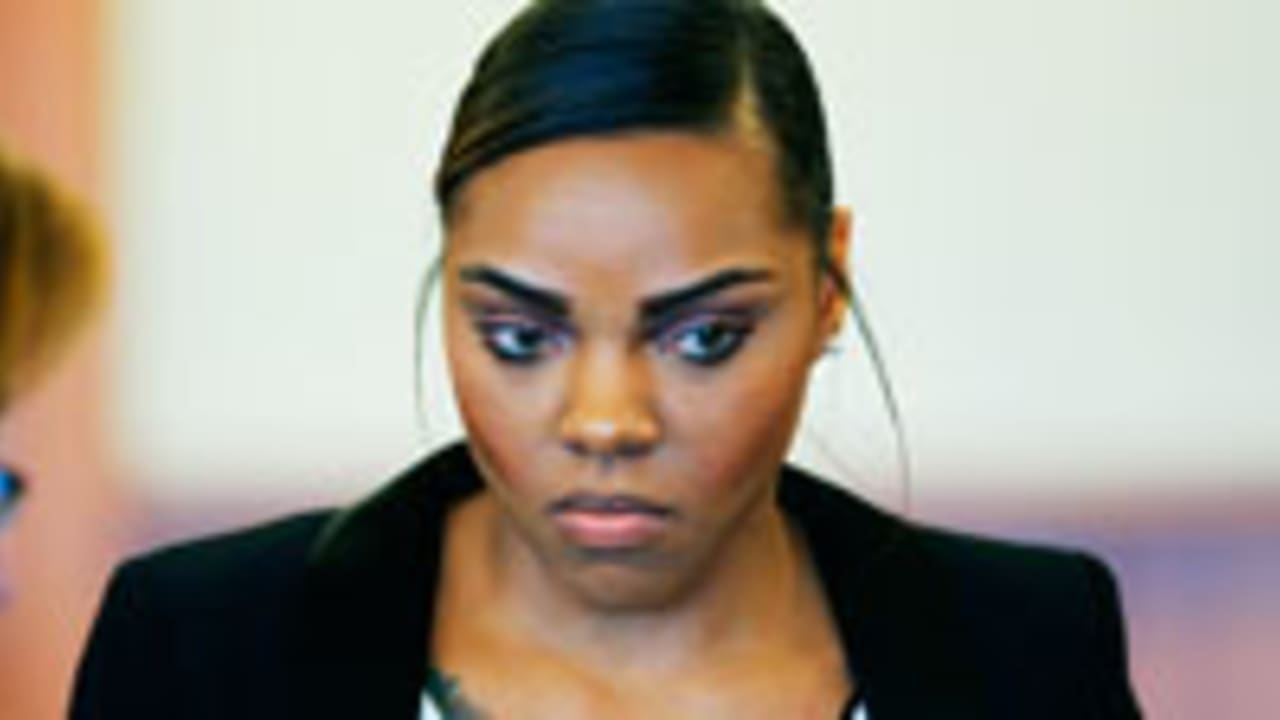 Shayanna-Jenkins-SL-150210