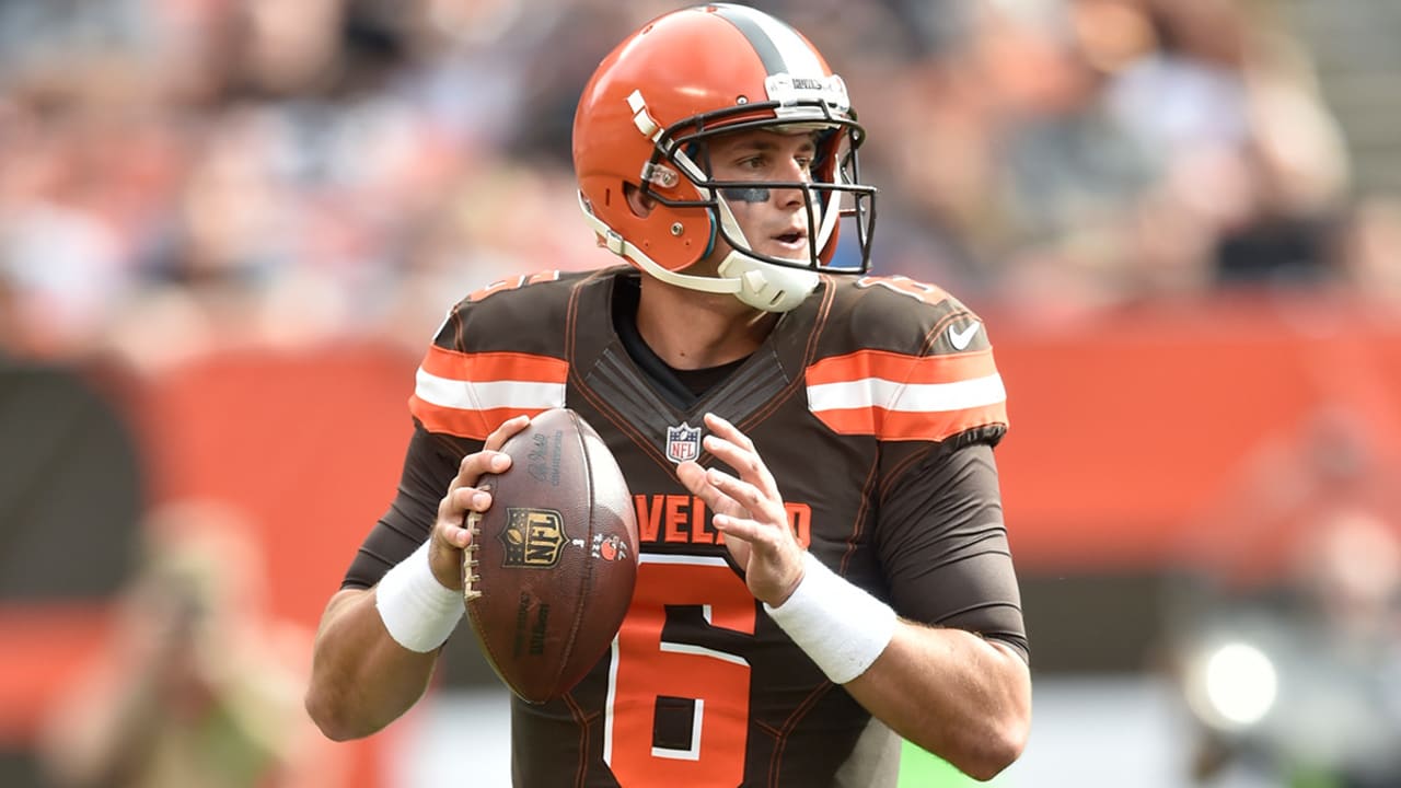 Jaguars trade for Browns back-up quarterback Cody Kessler